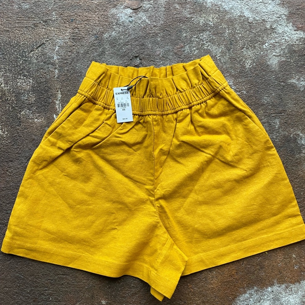 EXPRESS BRAND NEW Linen Shorts